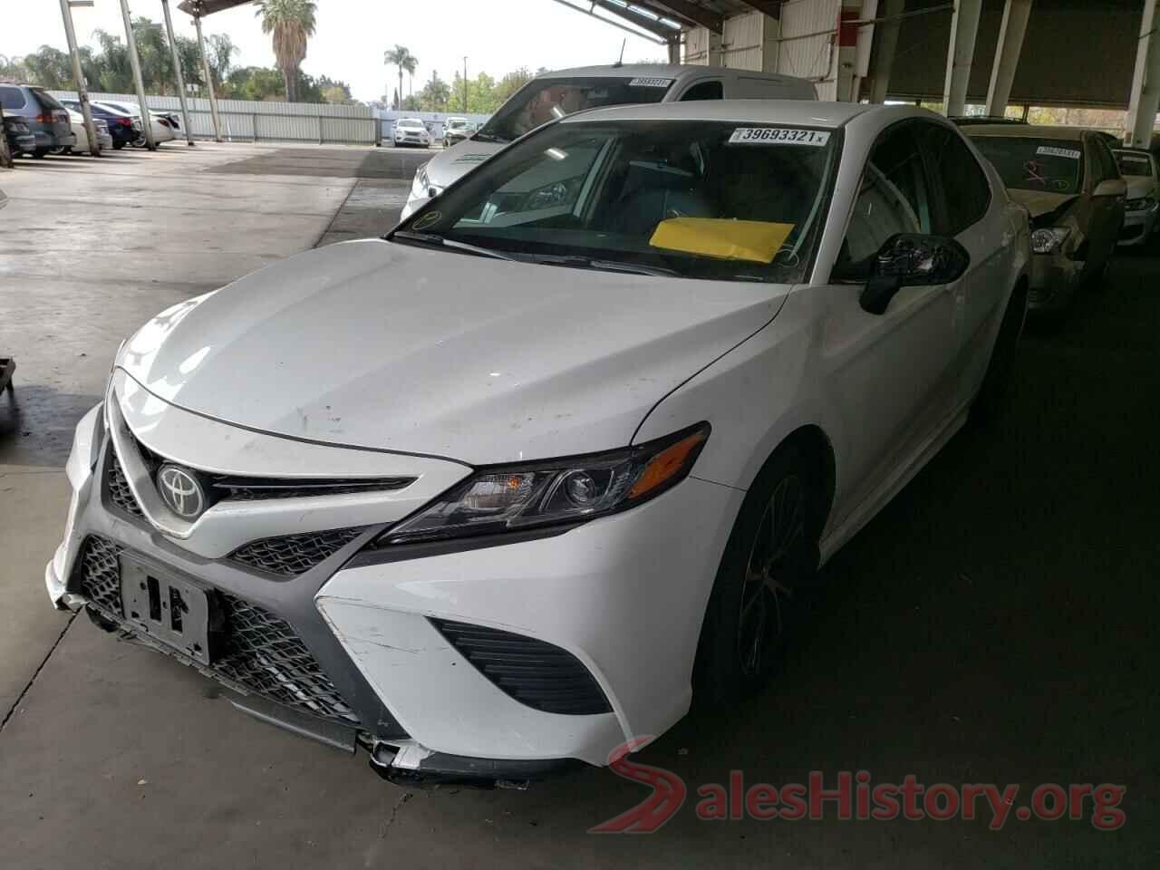 4T1B11HK1KU771379 2019 TOYOTA CAMRY