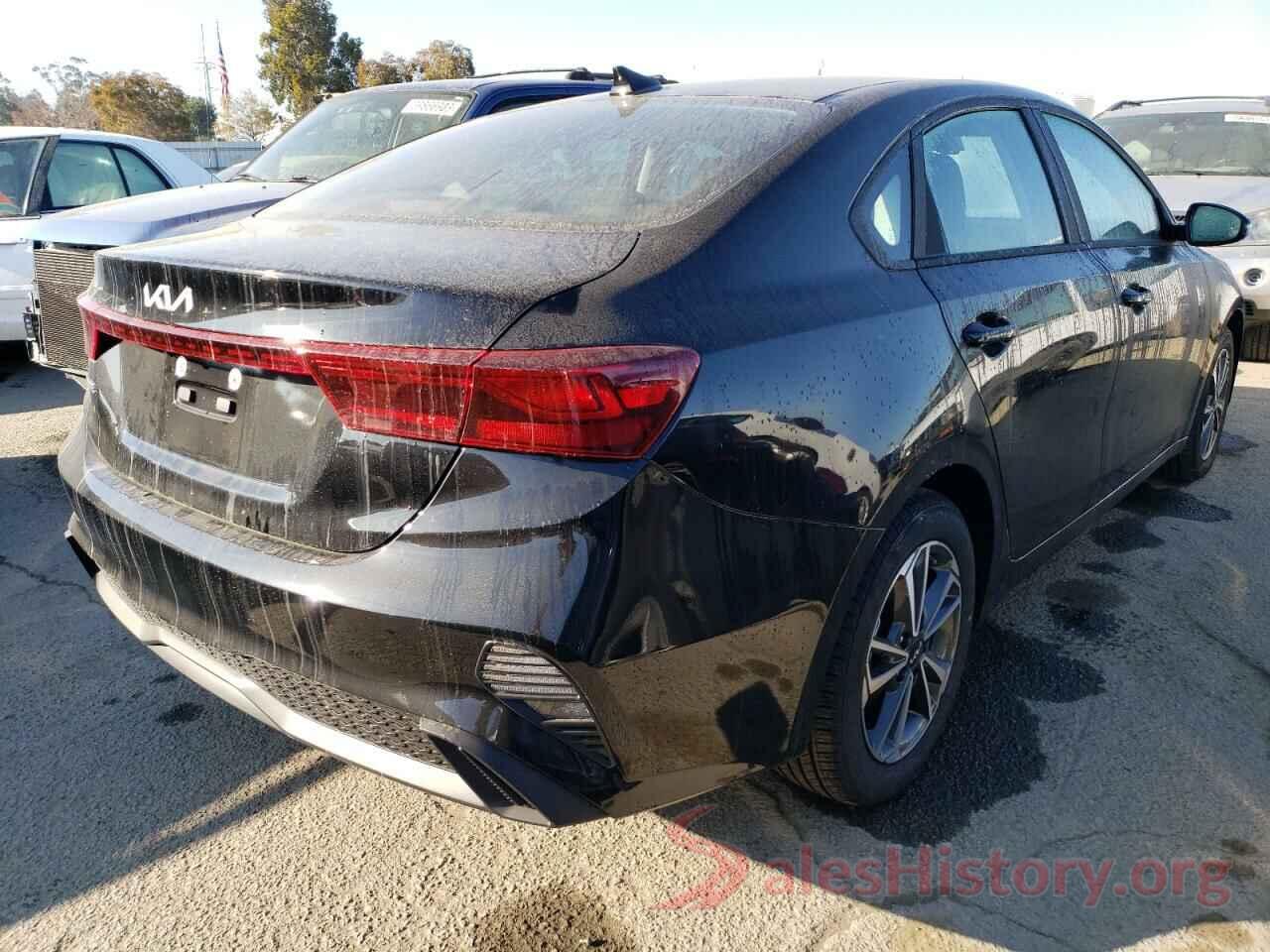 3KPF24AD2PE558432 2023 KIA FORTE