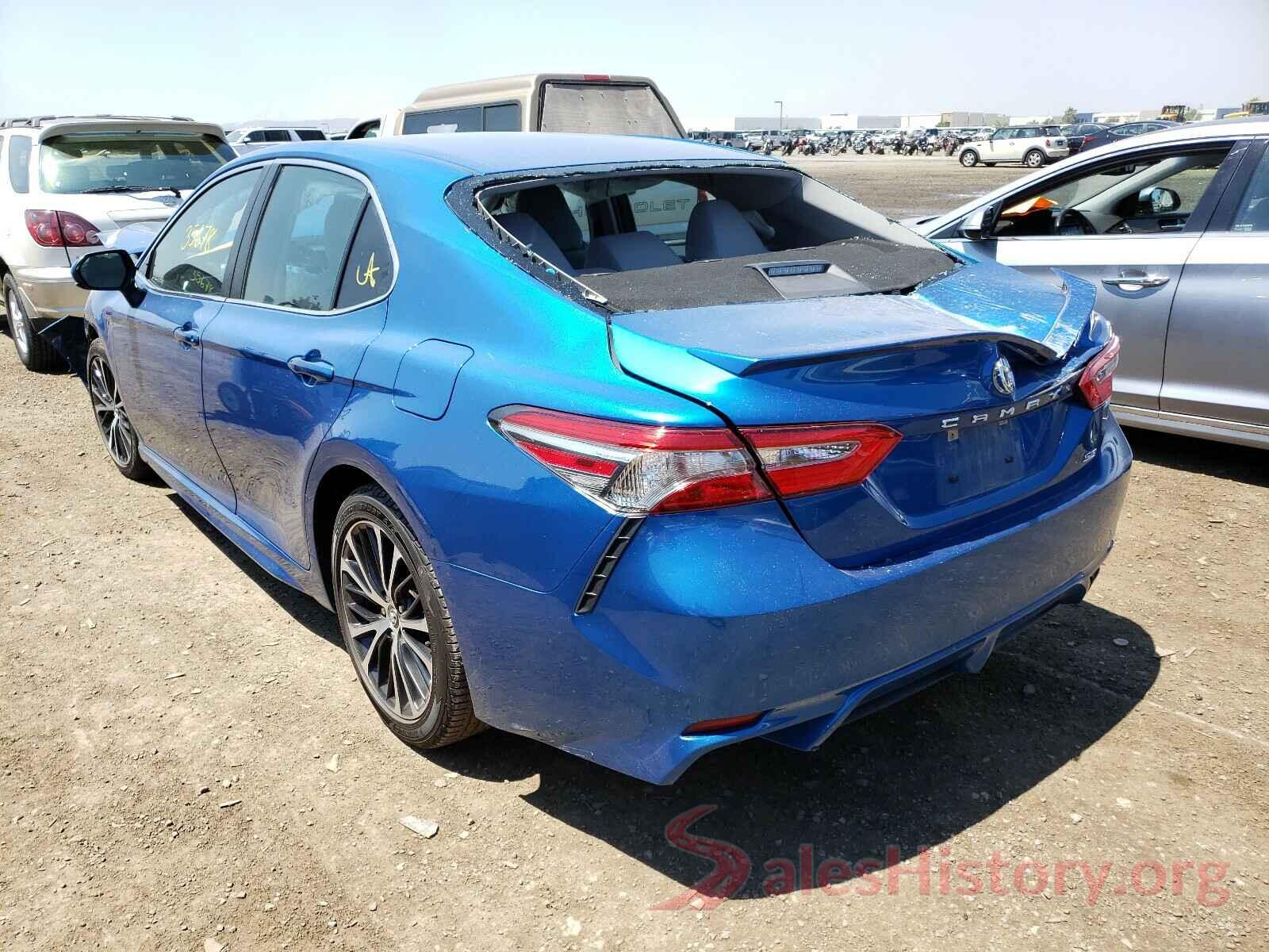 4T1B11HK4JU012952 2018 TOYOTA CAMRY