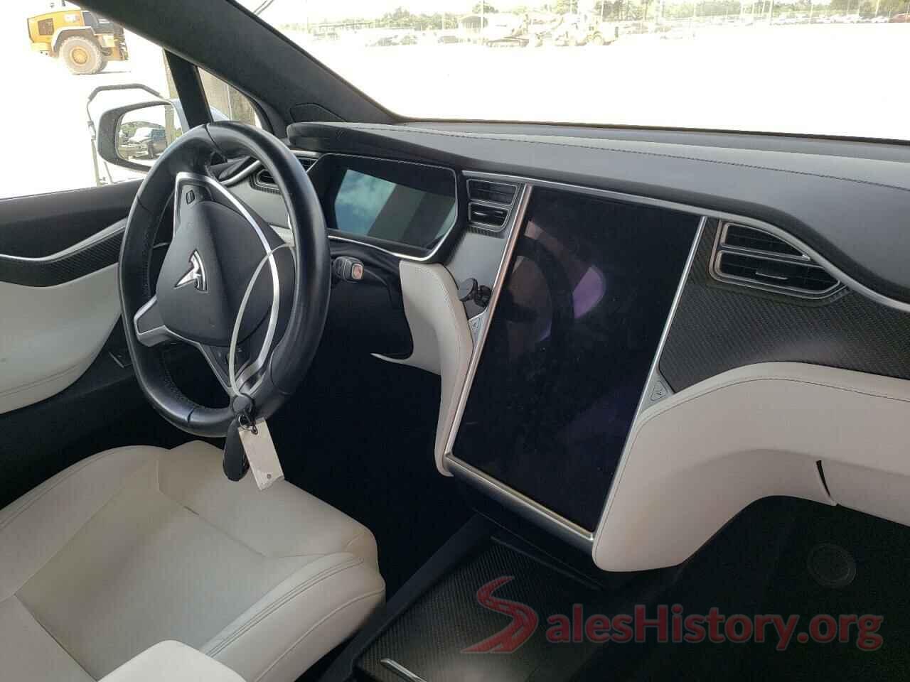 5YJXCBE2XHF063695 2017 TESLA MODEL X