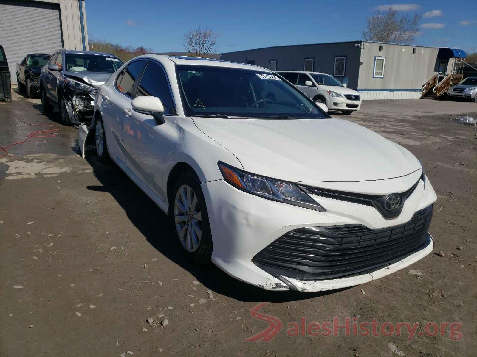 JTNB11HK2J3001230 2018 TOYOTA CAMRY