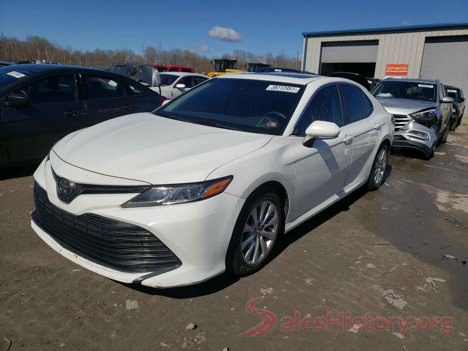 JTNB11HK2J3001230 2018 TOYOTA CAMRY