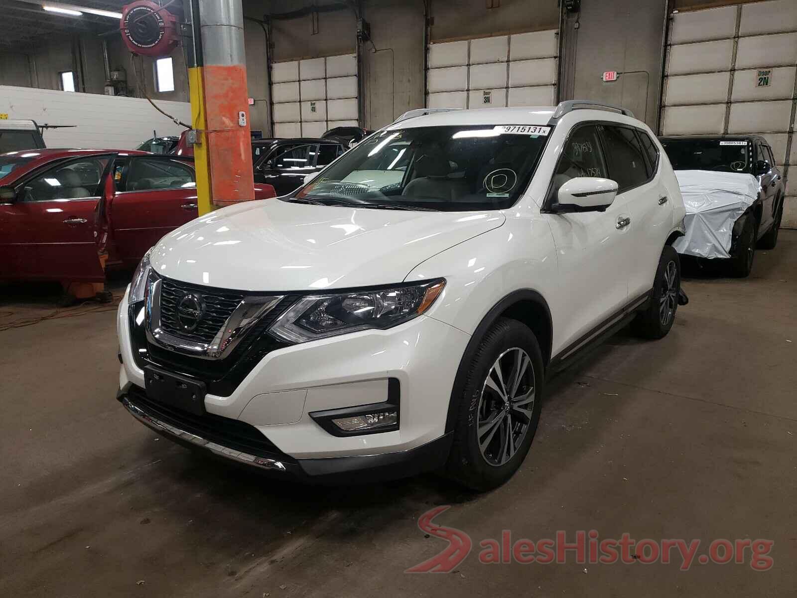 5N1AT2MV5JC829056 2018 NISSAN ROGUE