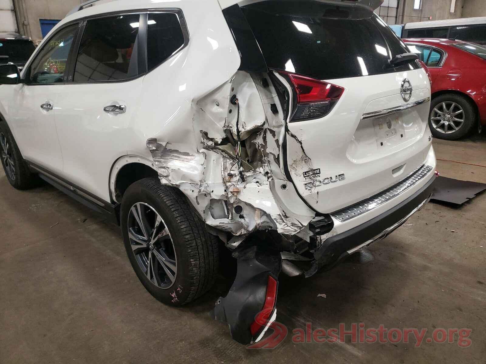 5N1AT2MV5JC829056 2018 NISSAN ROGUE