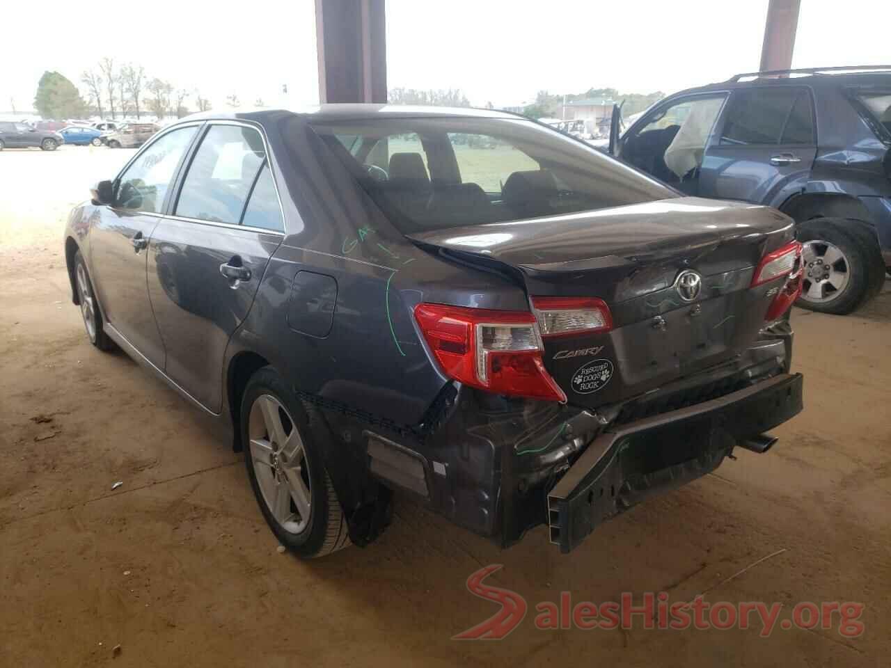 4T1BF1FK0EU327256 2014 TOYOTA CAMRY