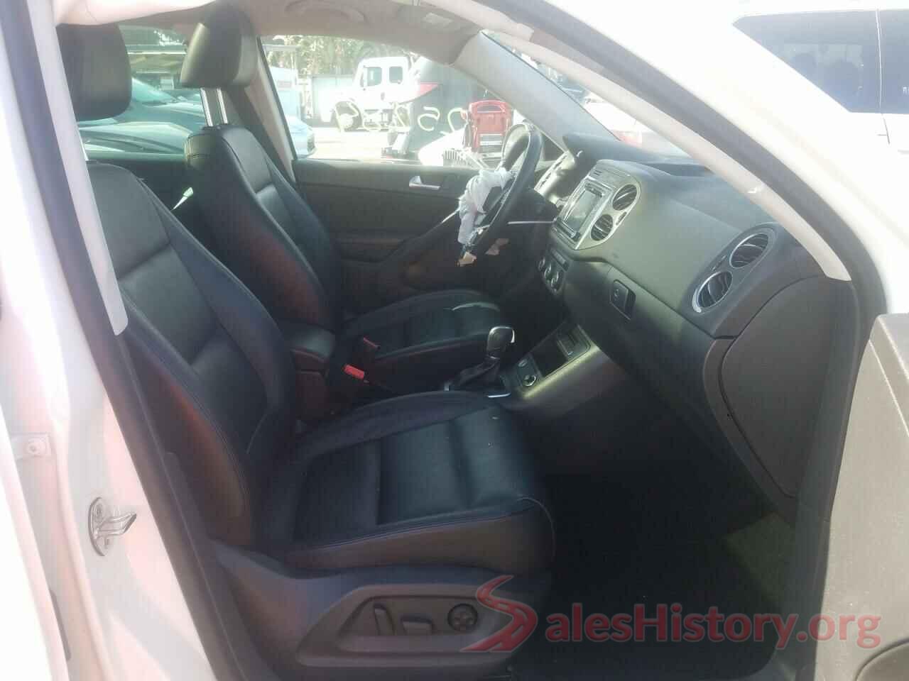 WVGTV7AXXHK017788 2017 VOLKSWAGEN TIGUAN