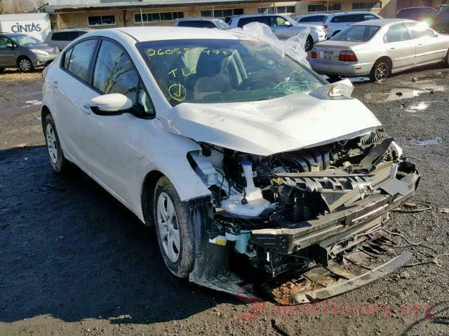 3KPFK4A77JE197832 2018 KIA FORTE