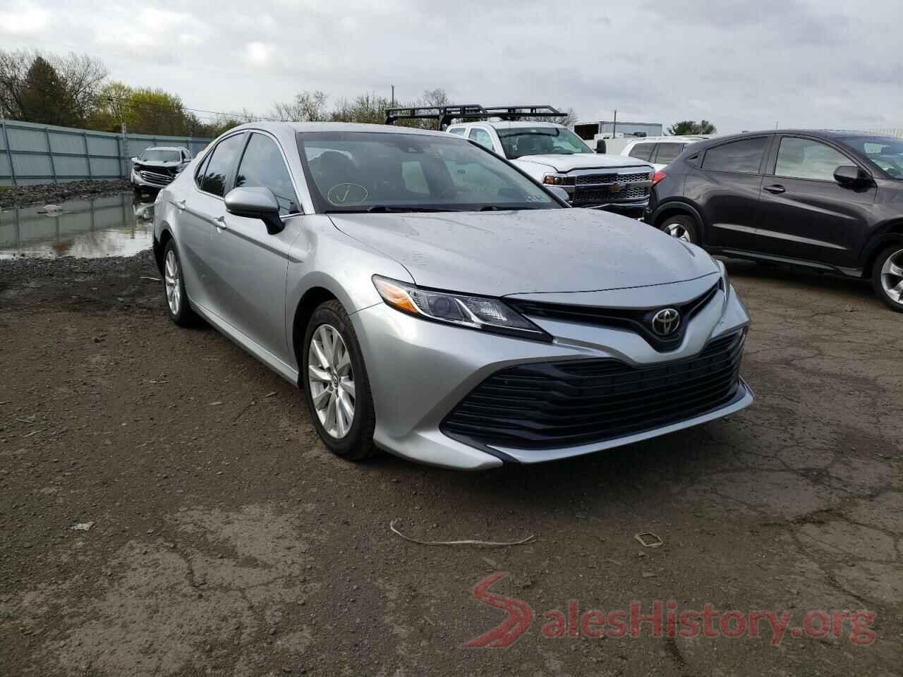 JTNB11HK2J3015242 2018 TOYOTA CAMRY