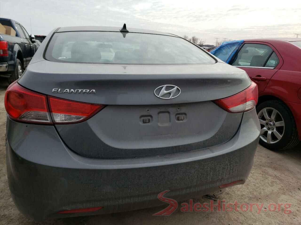 5NPDH4AE1DH435985 2013 HYUNDAI ELANTRA