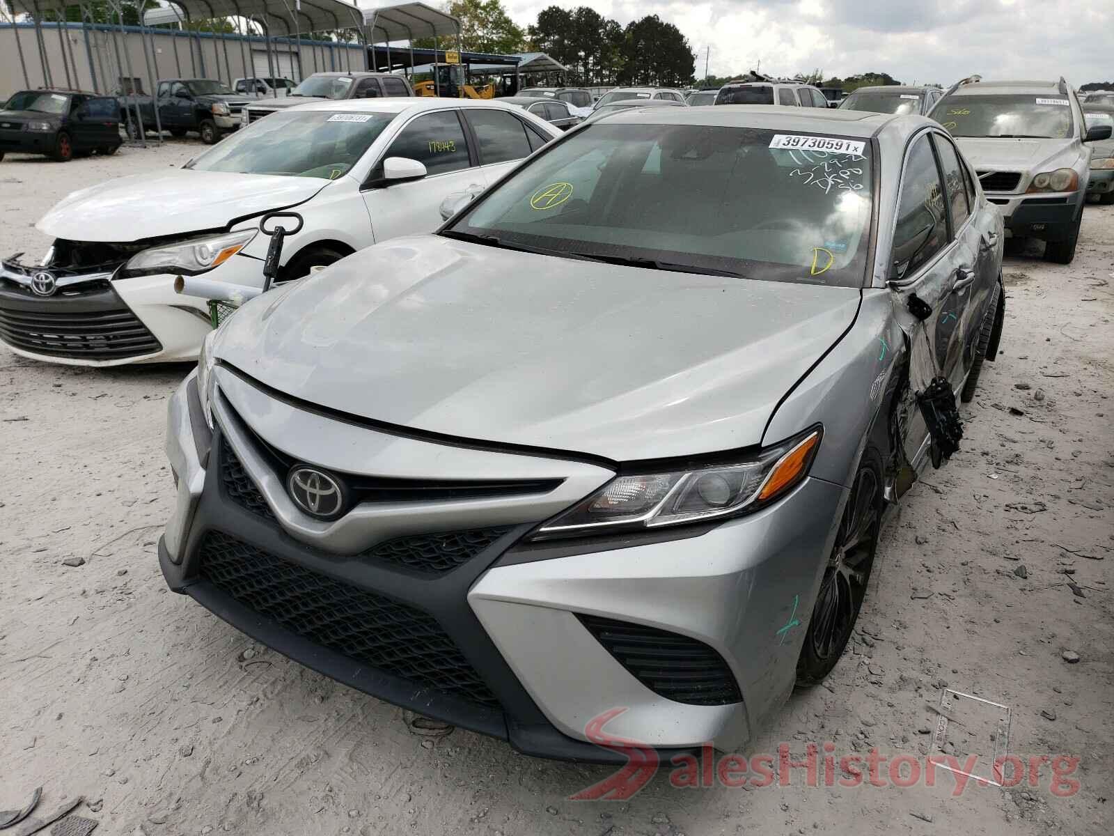 4T1B11HK7JU141106 2018 TOYOTA CAMRY