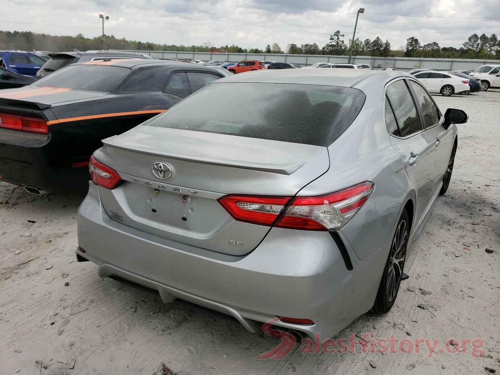 4T1B11HK7JU141106 2018 TOYOTA CAMRY