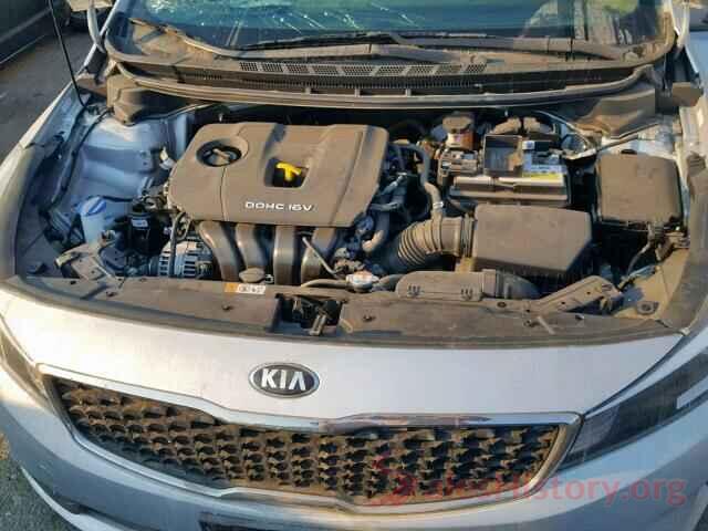 3KPFL4A71JE175032 2018 KIA FORTE