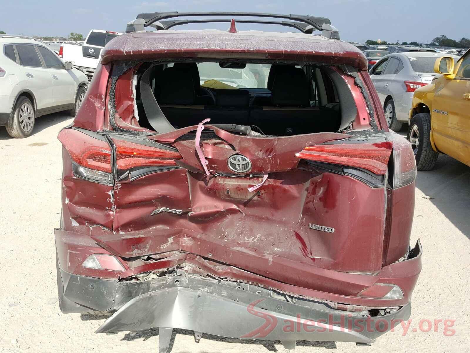 2T3YFREVXJW479017 2018 TOYOTA RAV4