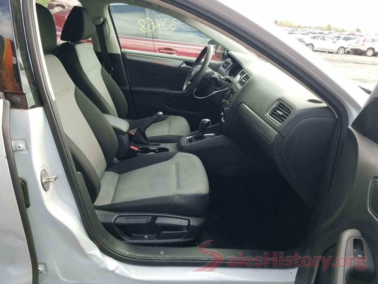 3VW2B7AJ7JM215499 2018 VOLKSWAGEN JETTA