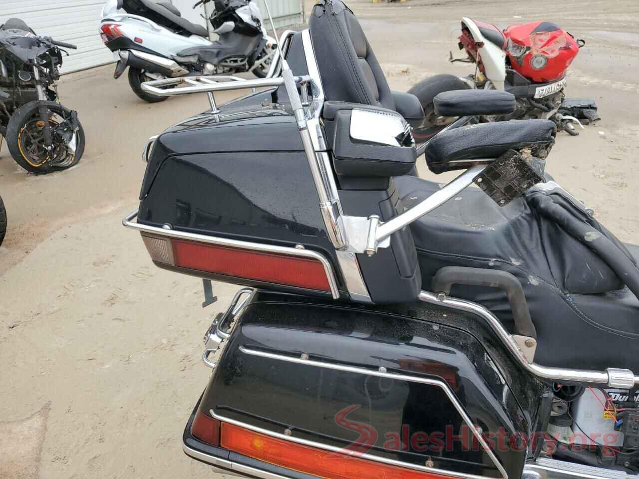 1HFSC2207WA000062 1998 HONDA GL CYCLE