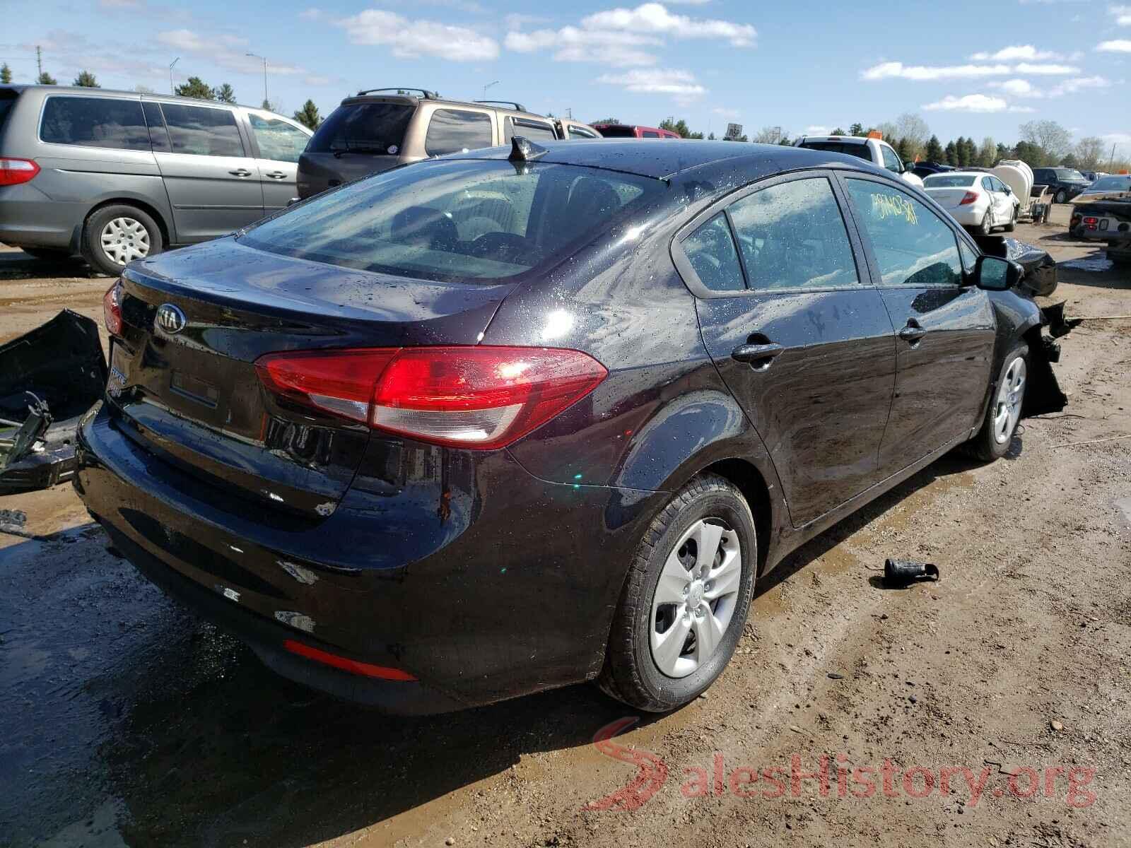 3KPFK4A78HE036559 2017 KIA FORTE