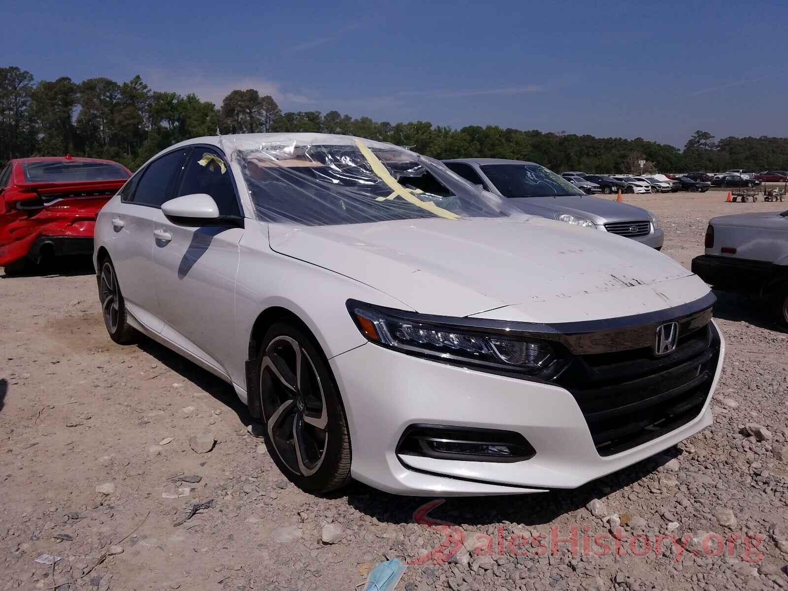 1HGCV1F36JA209455 2018 HONDA ACCORD