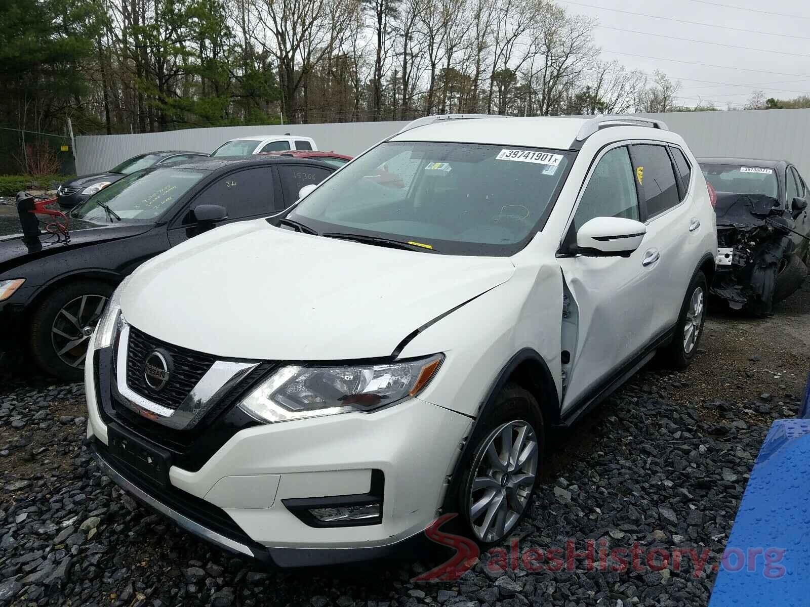 KNMAT2MV2JP520853 2018 NISSAN ROGUE