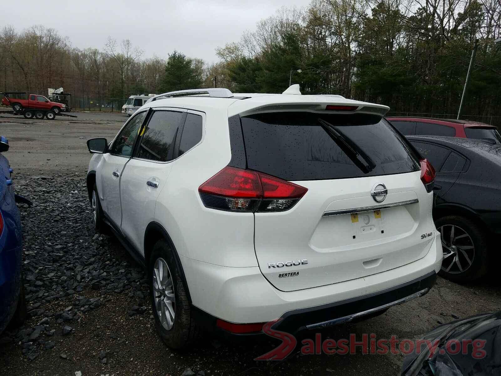 KNMAT2MV2JP520853 2018 NISSAN ROGUE