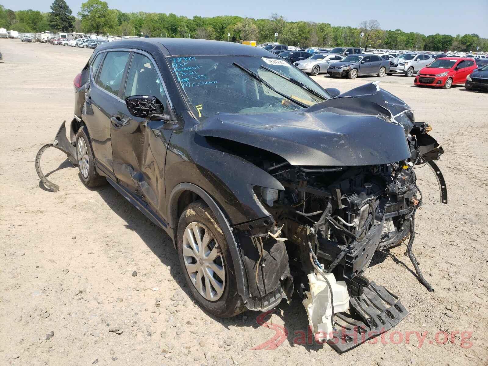 KNMAT2MT9HP585188 2017 NISSAN ROGUE