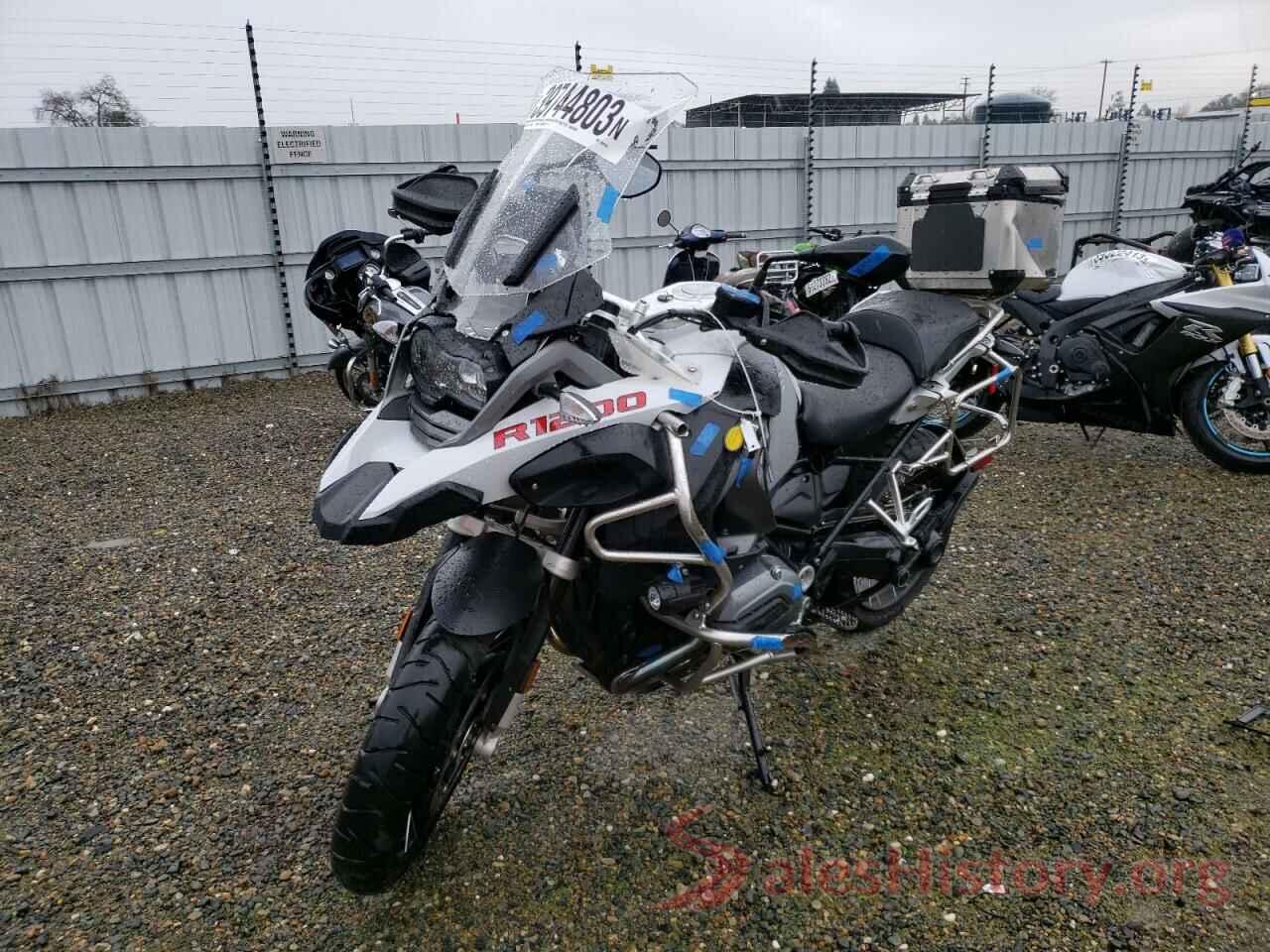 WB10A1207HZ898469 2017 BMW R