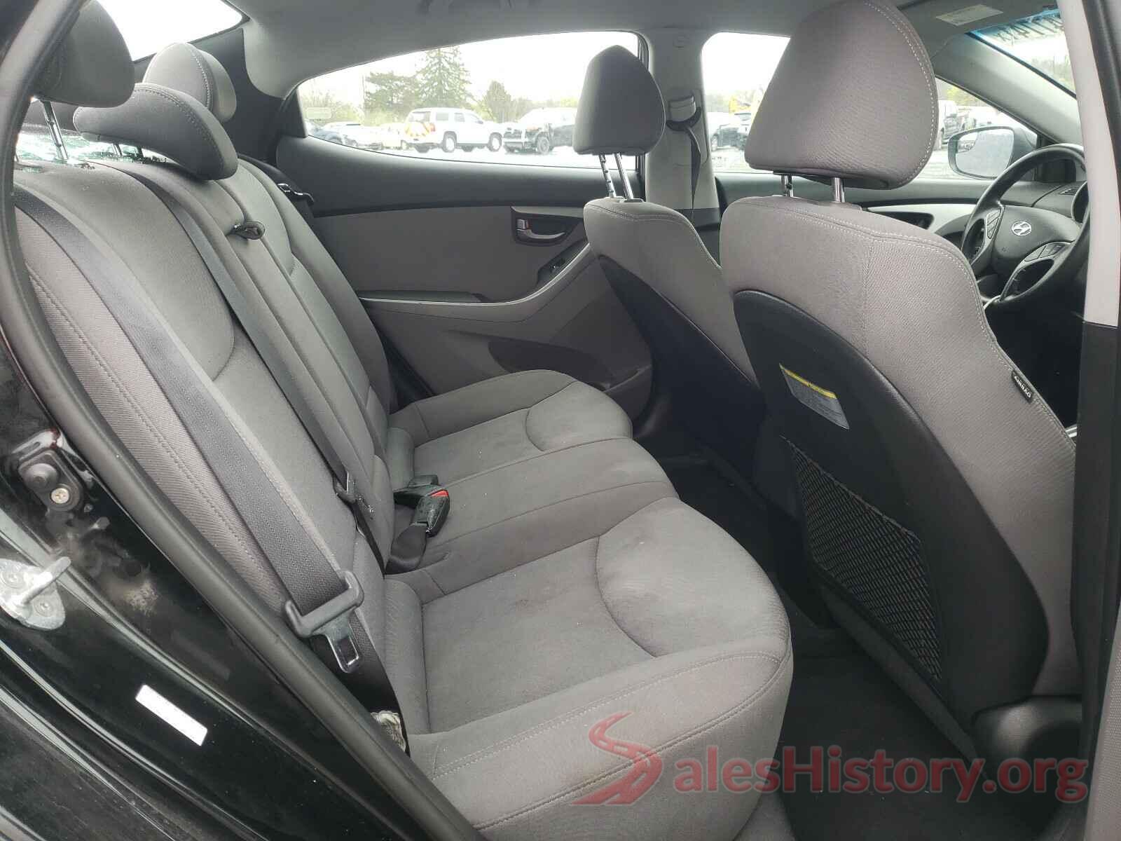 KMHDH4AE1GU604666 2016 HYUNDAI ELANTRA