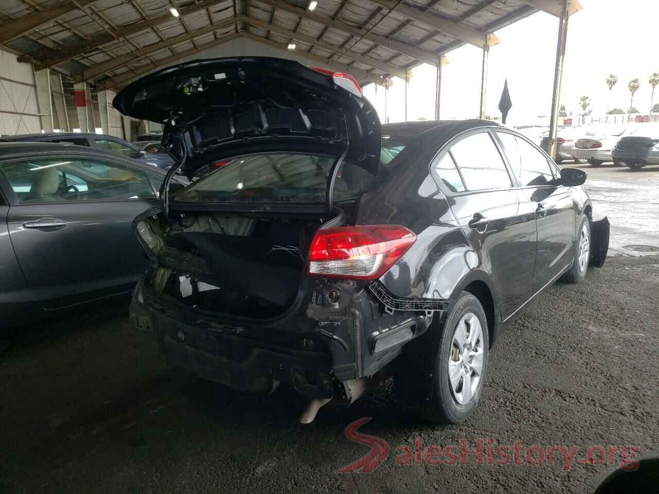 3KPFK4A71JE168634 2018 KIA FORTE