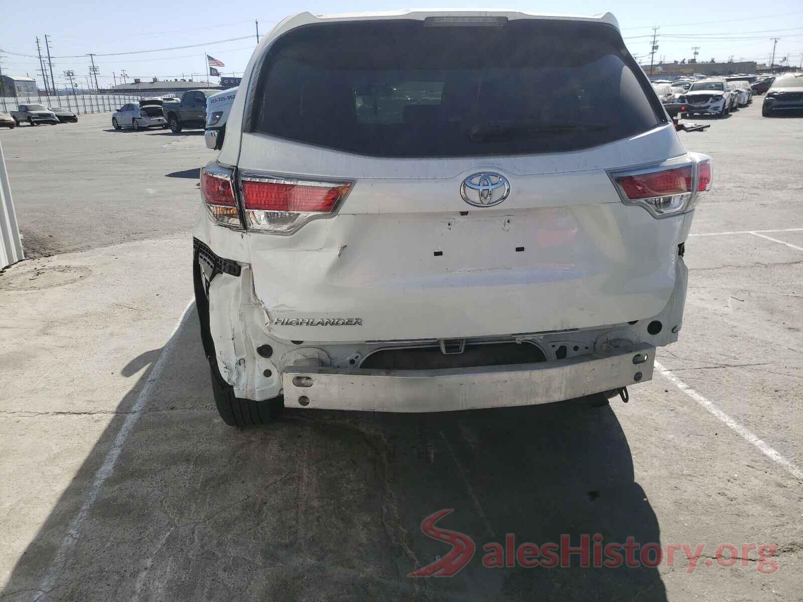 5TDZARFH7GS019822 2016 TOYOTA HIGHLANDER