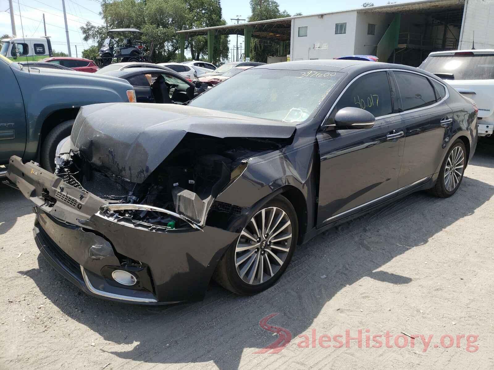 KNALC4J15H5068597 2017 KIA CADENZA