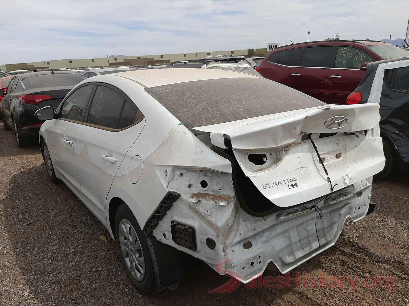 5NPD74LF7JH256743 2018 HYUNDAI ELANTRA