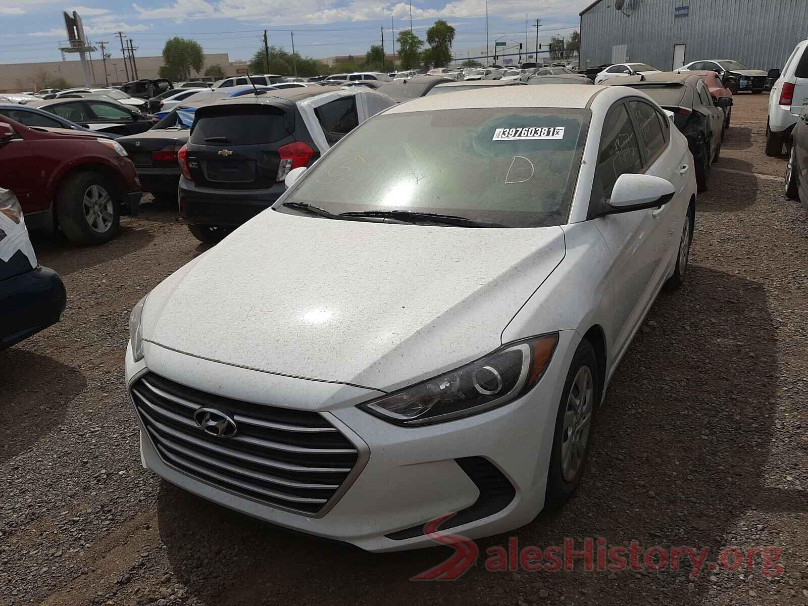 5NPD74LF7JH256743 2018 HYUNDAI ELANTRA