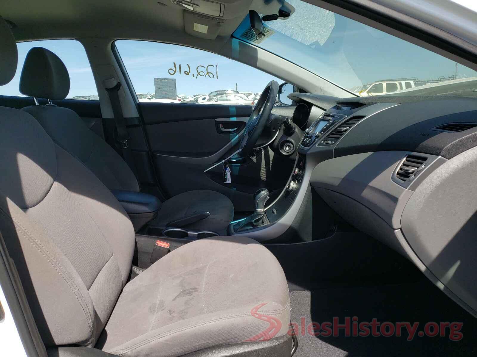 5NPDH4AE4GH661152 2016 HYUNDAI ELANTRA