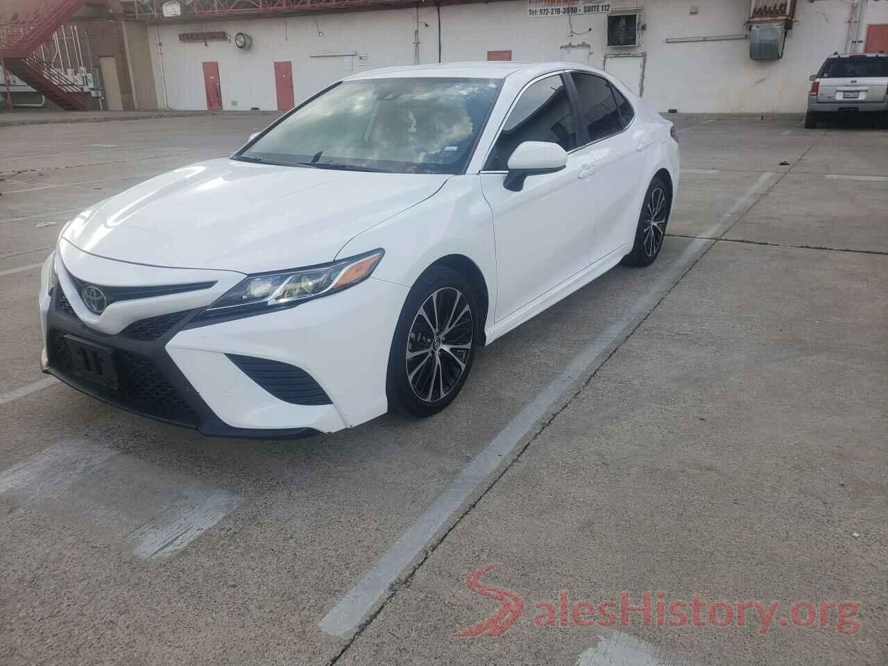 4T1B11HK1KU212964 2019 TOYOTA CAMRY