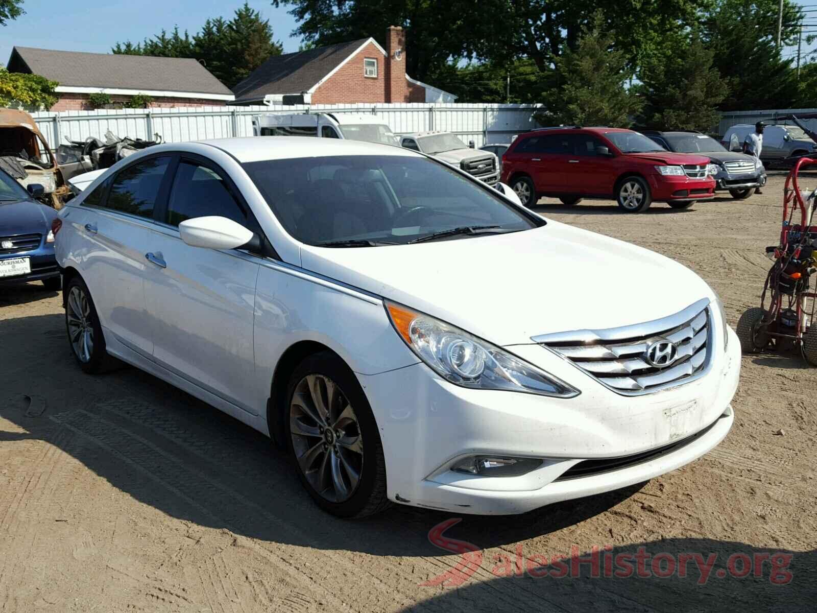 5NPEC4ABXCH411045 2012 HYUNDAI SONATA