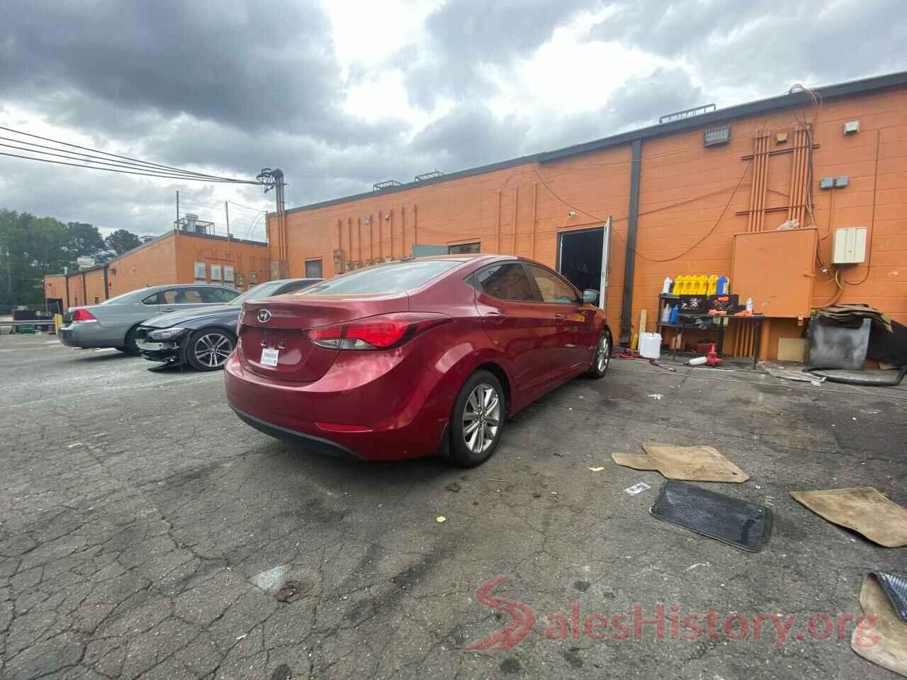 5NPDH4AE9GH655024 2016 HYUNDAI ELANTRA