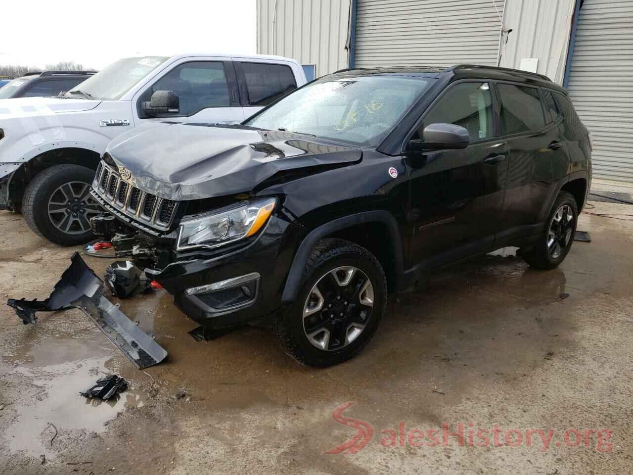 3C4NJDDBXJT146268 2018 JEEP COMPASS