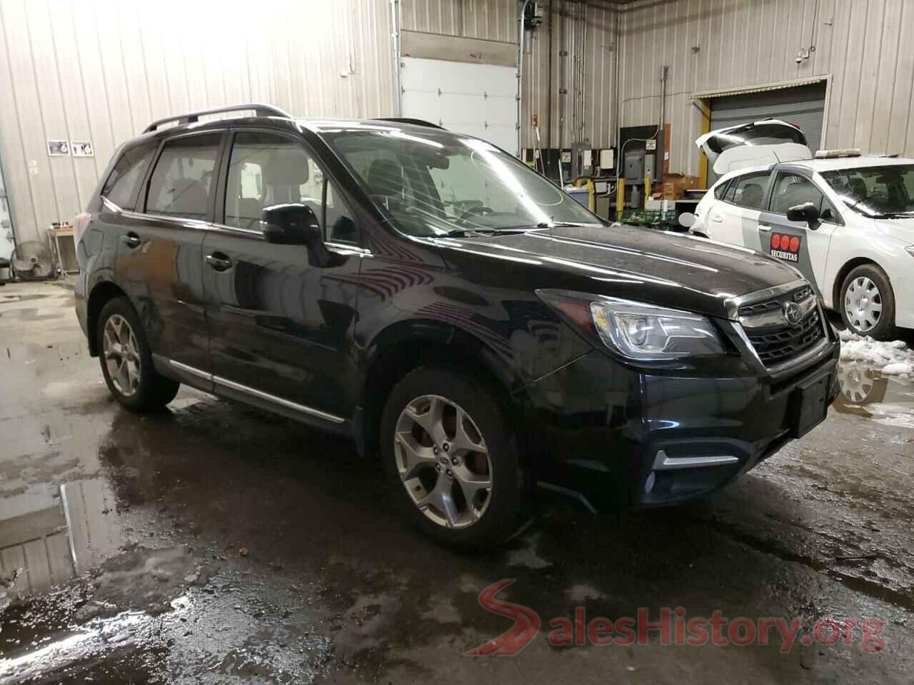 JF2SJAWCXHH588260 2017 SUBARU FORESTER