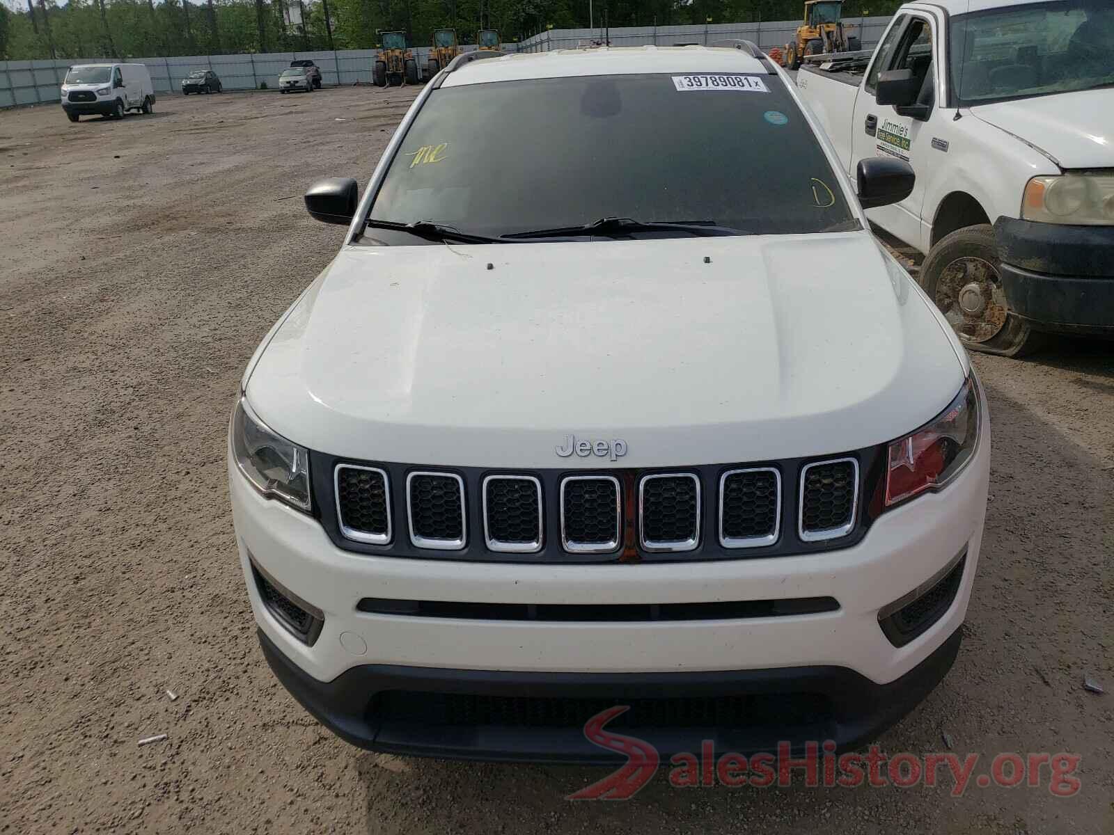 3C4NJCAB8JT240650 2018 JEEP COMPASS