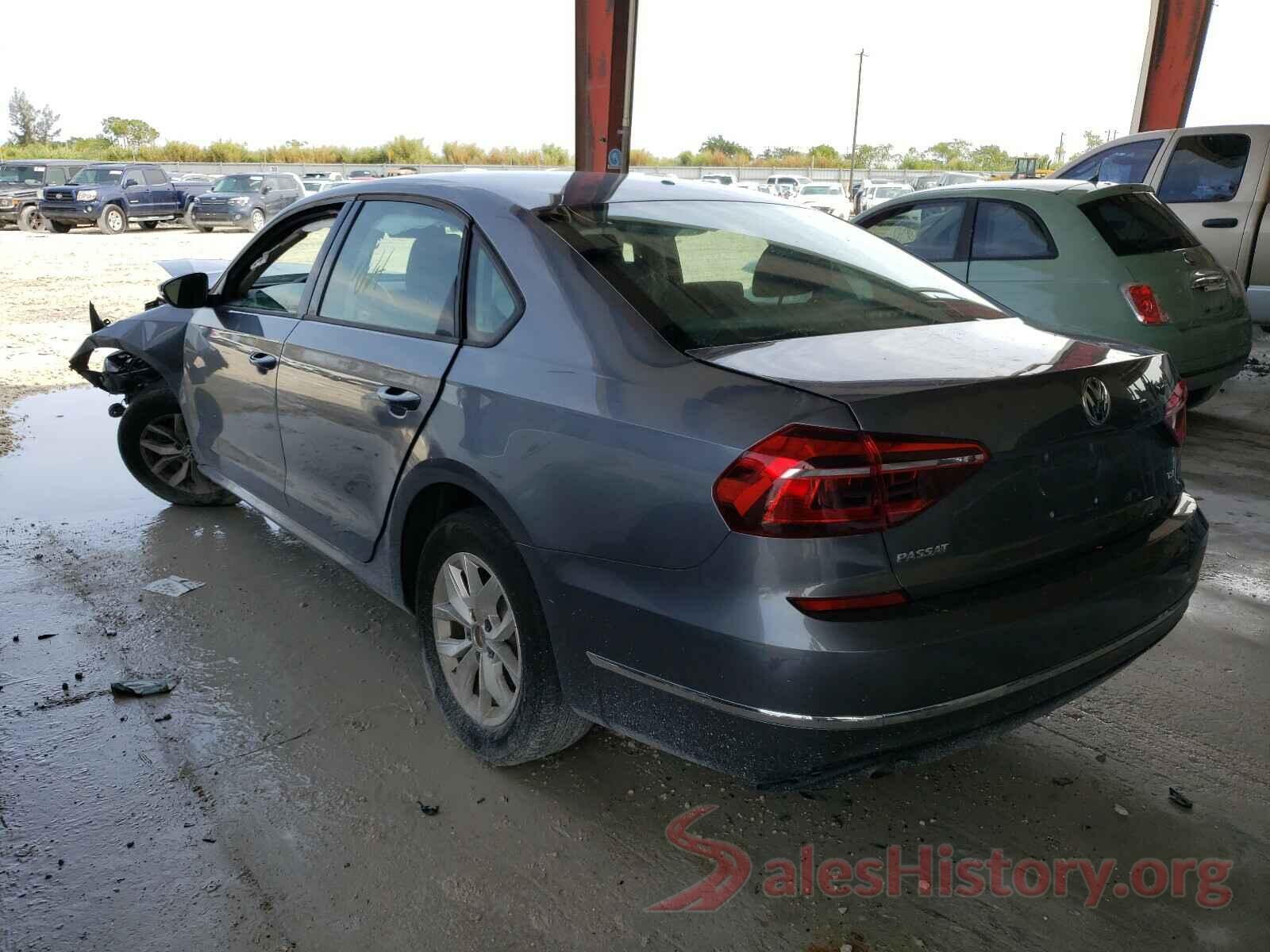 1VWAA7A34JC023958 2018 VOLKSWAGEN PASSAT