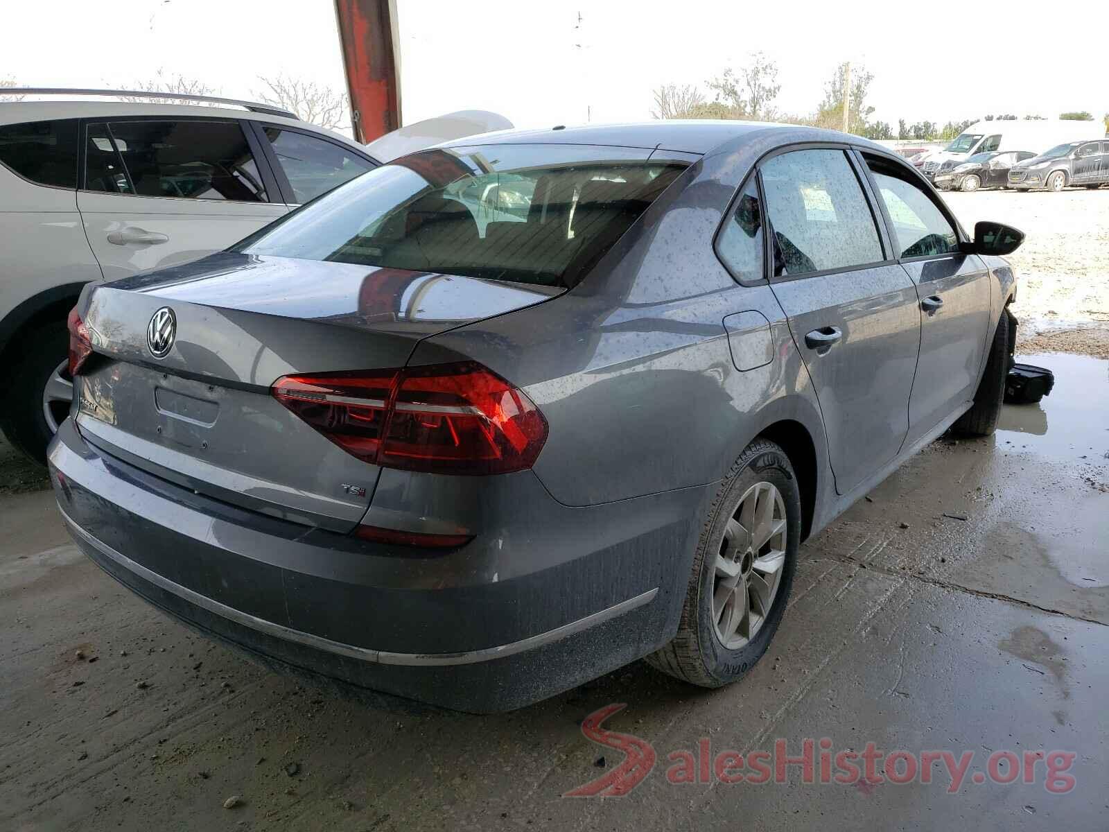 1VWAA7A34JC023958 2018 VOLKSWAGEN PASSAT