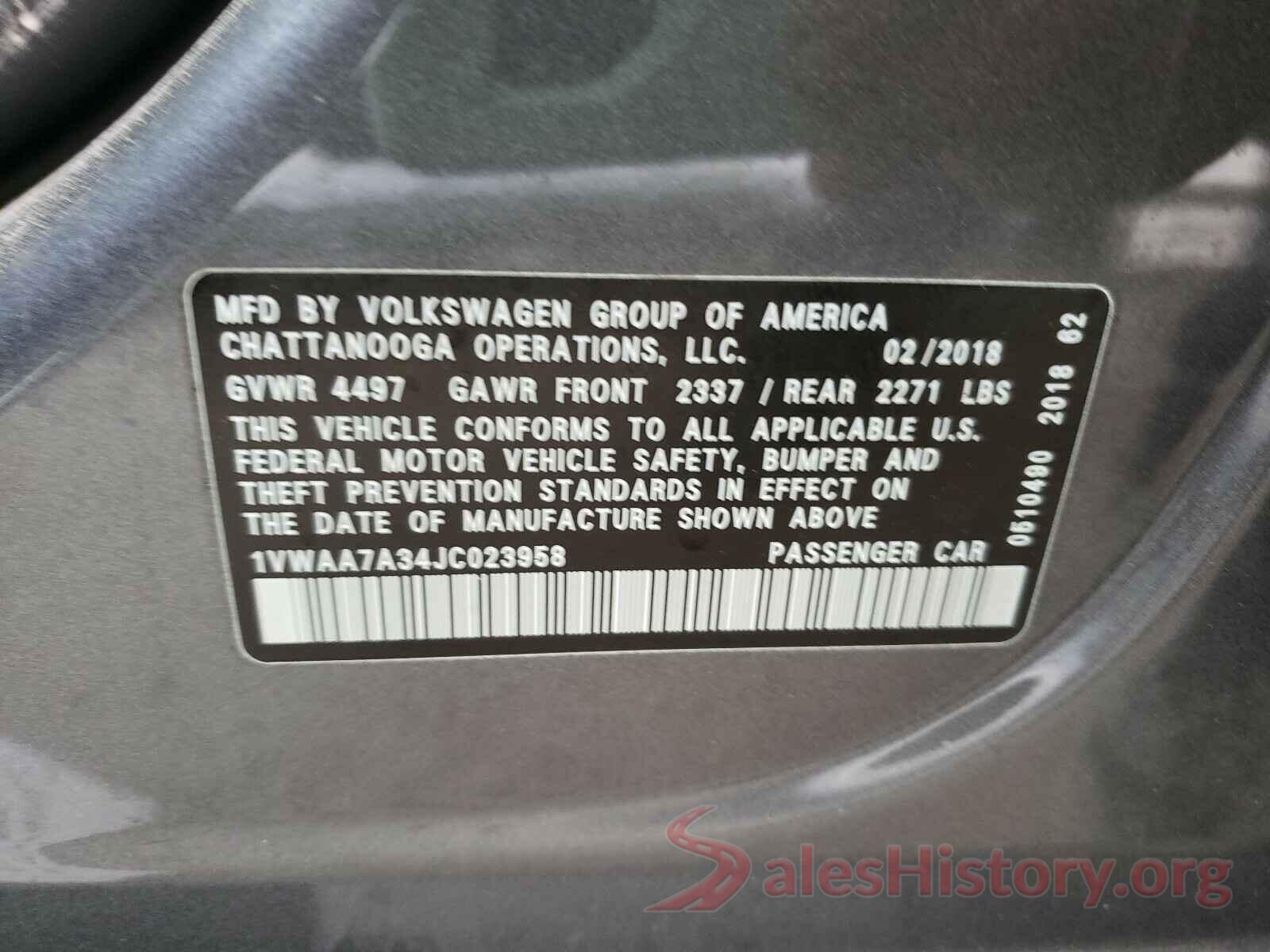 1VWAA7A34JC023958 2018 VOLKSWAGEN PASSAT