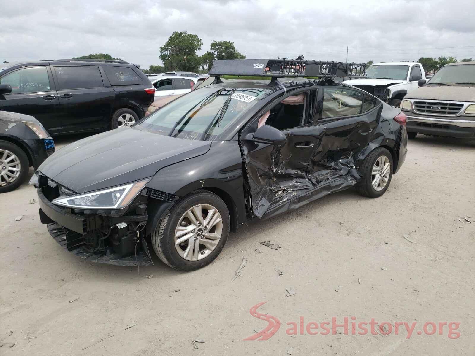 5NPD84LF4KH439113 2019 HYUNDAI ELANTRA