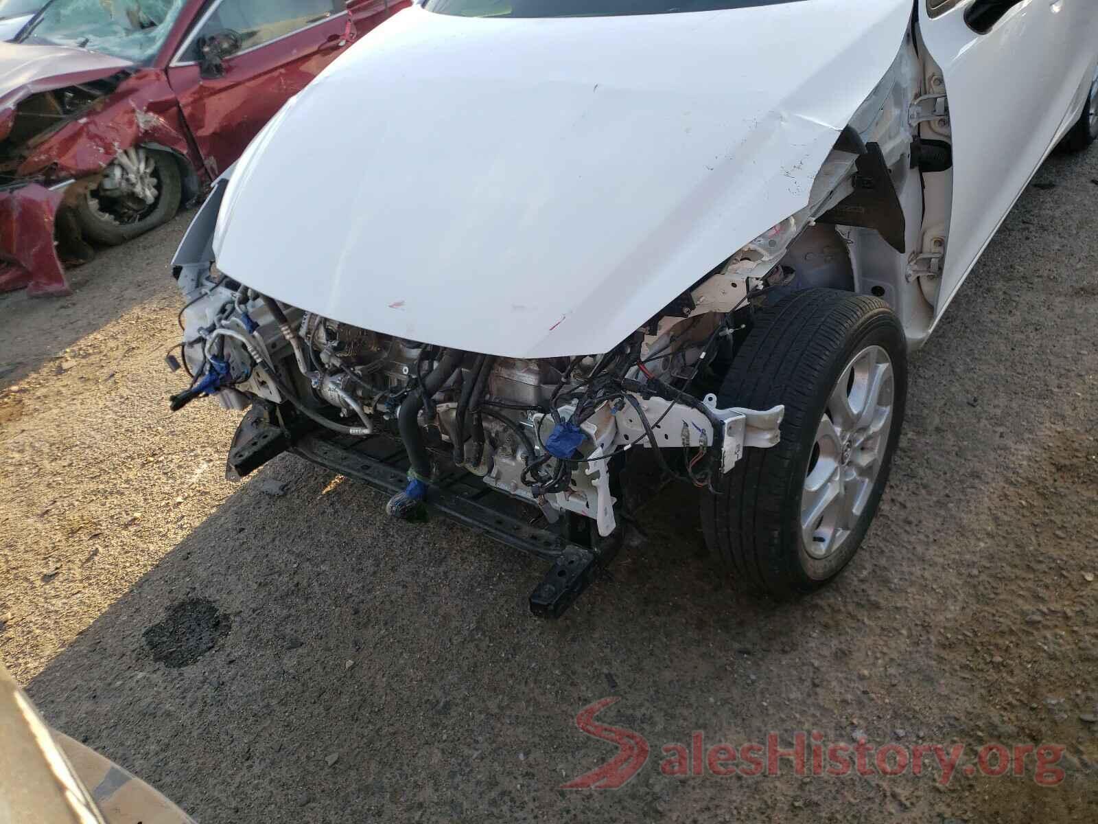 3MYDLBYV3JY301035 2018 TOYOTA YARIS