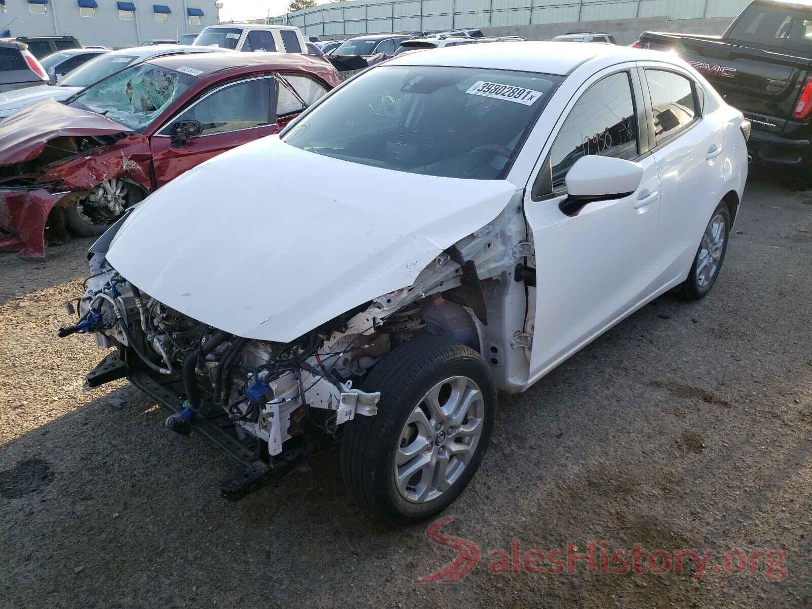 3MYDLBYV3JY301035 2018 TOYOTA YARIS