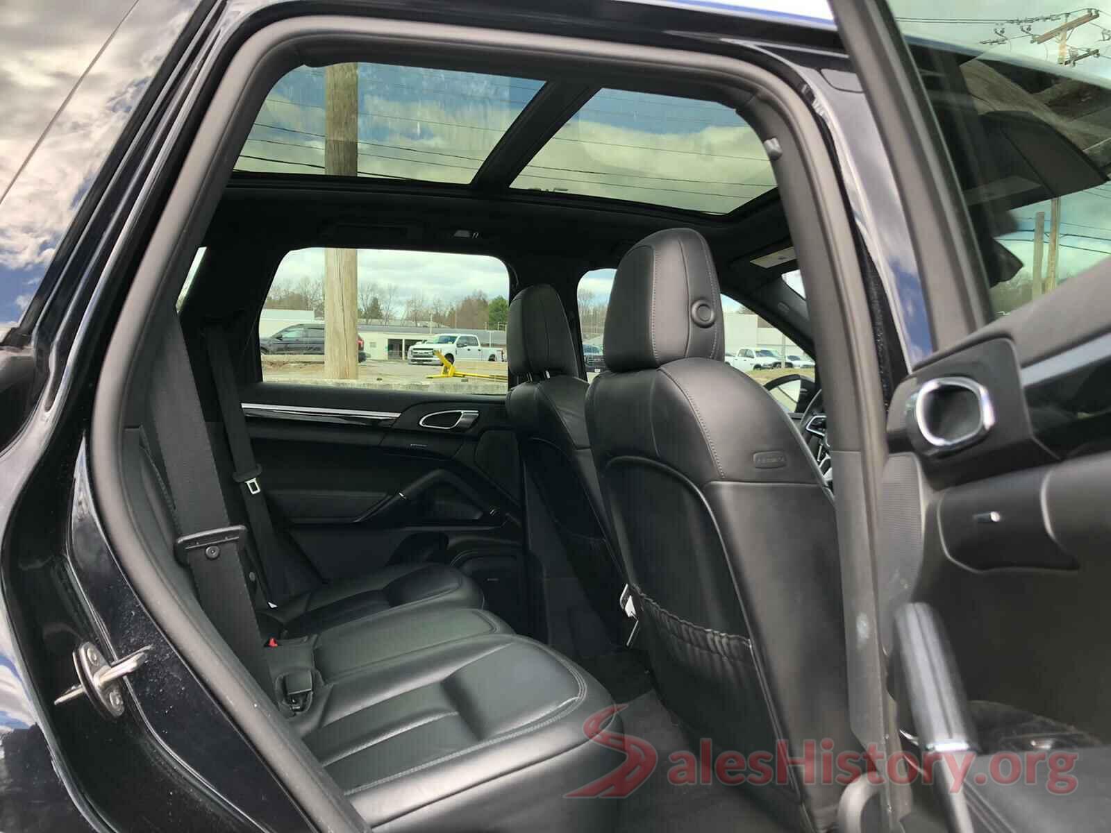 WP1AA2A21GKA37262 2016 PORSCHE CAYENNE