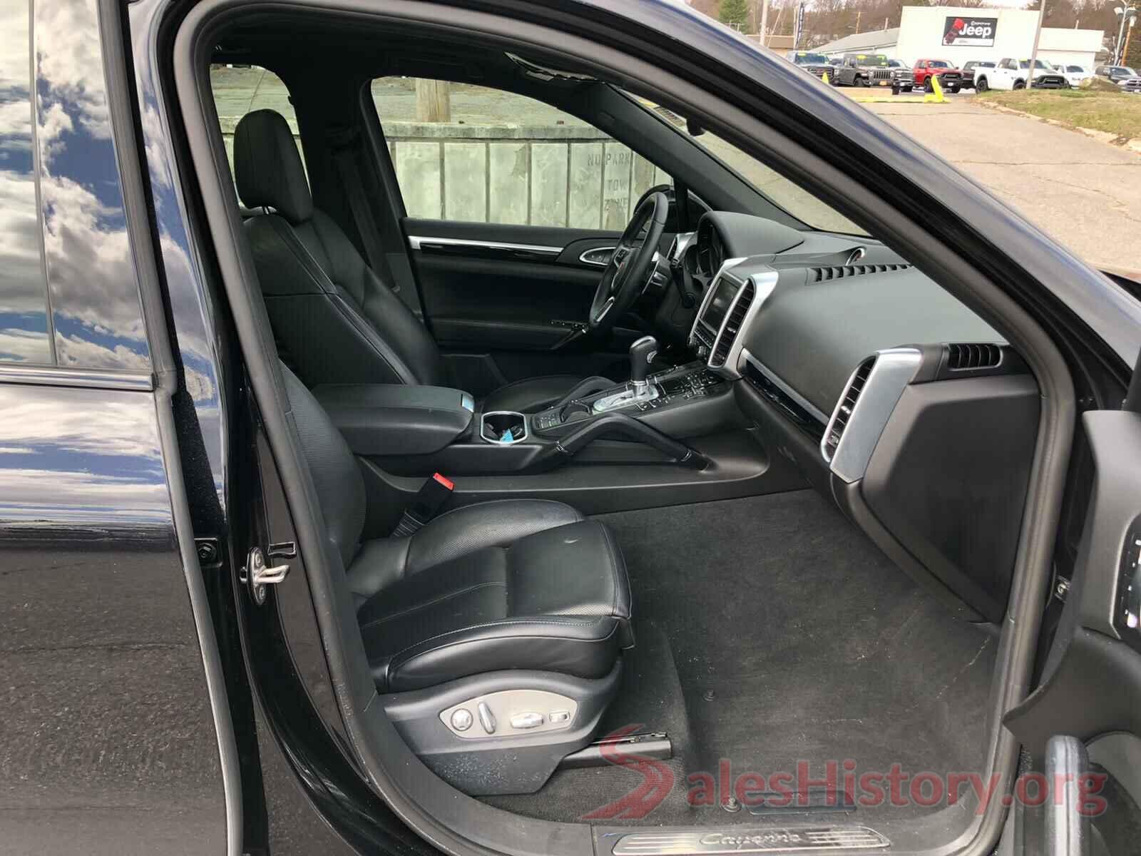 WP1AA2A21GKA37262 2016 PORSCHE CAYENNE