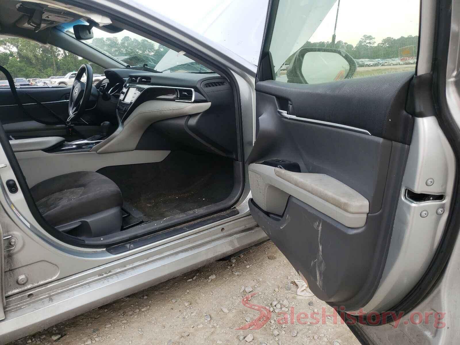 JTNB11HK5J3045402 2018 TOYOTA CAMRY