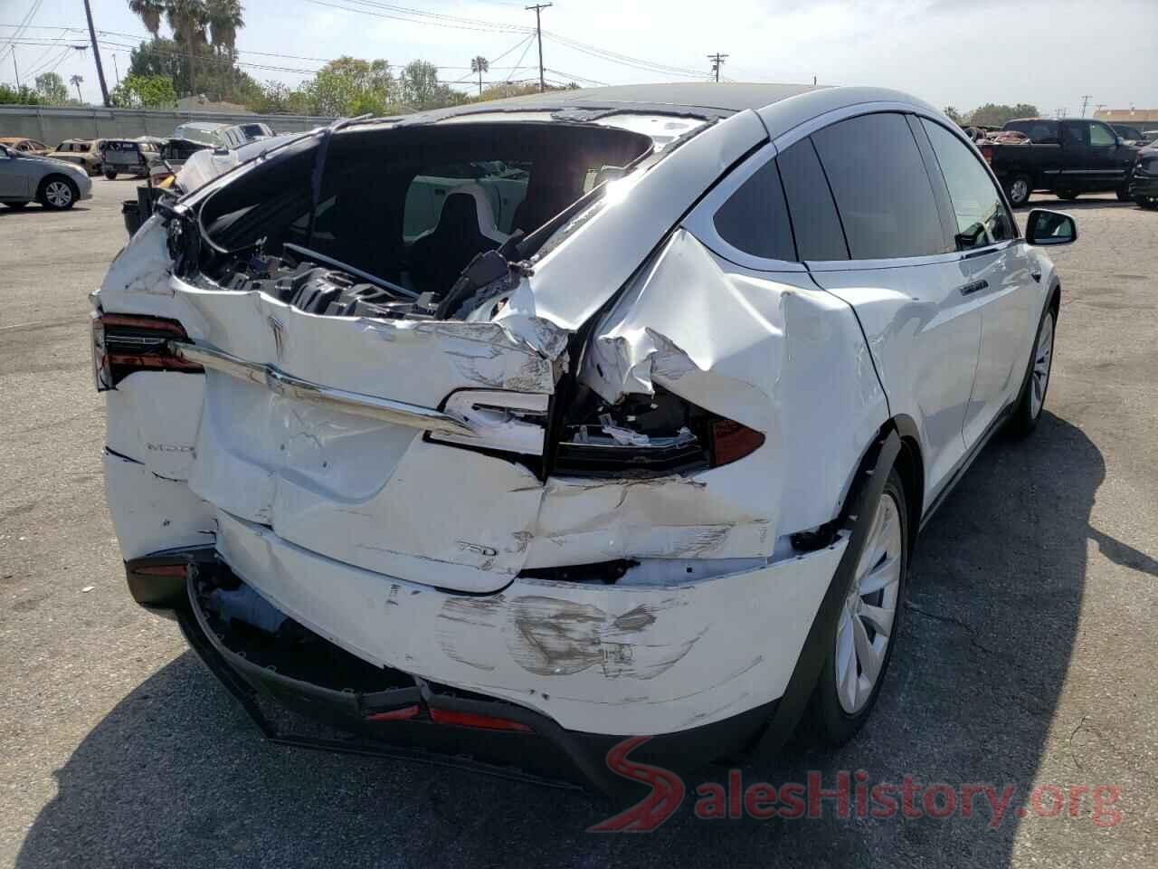 5YJXCDE28JF093831 2018 TESLA MODEL X