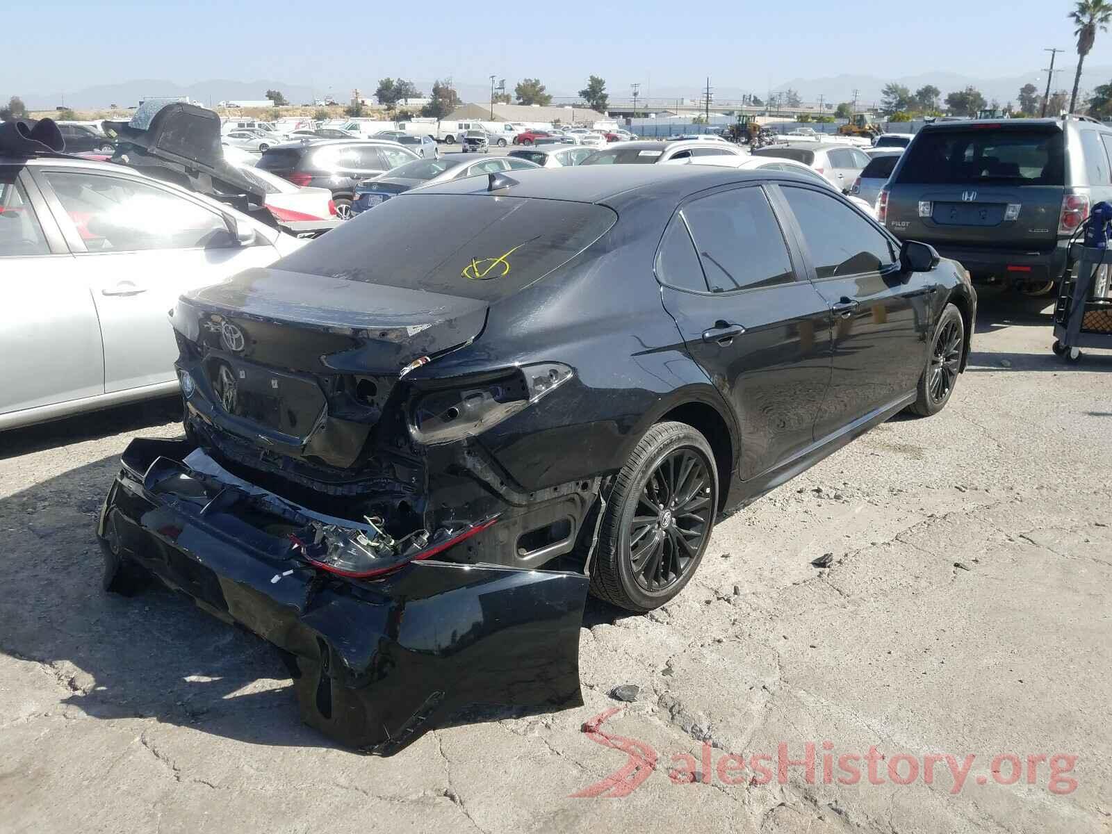 4T1G11AK8LU320886 2020 TOYOTA CAMRY