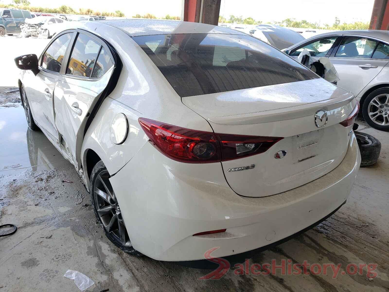 3MZBN1V37JM216877 2018 MAZDA 3